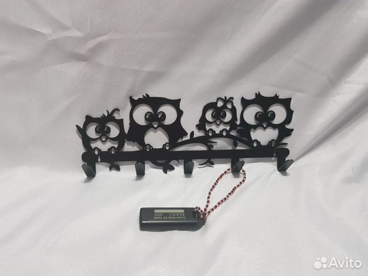 Ключница настенная металлическая 