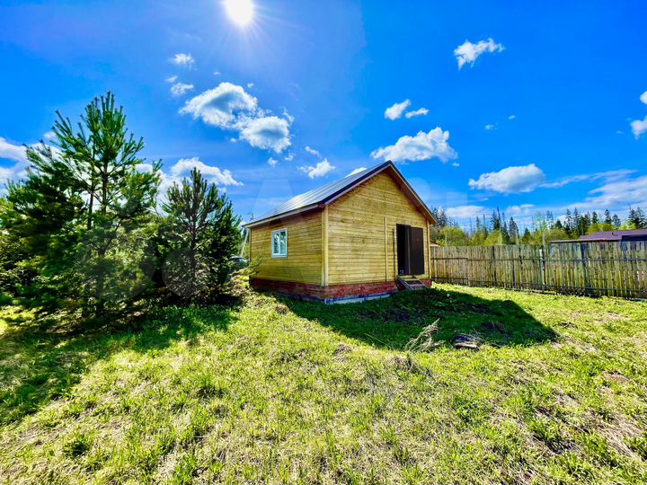 Дом 33,9 м² на участке 8 сот.