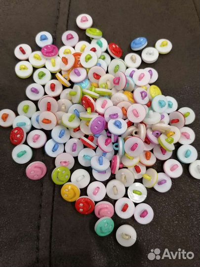 Пуговки смайлики