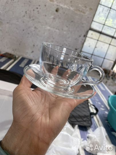 Чайные чашки с блюдцами