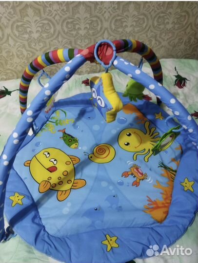 Развивающий коврик для малышей