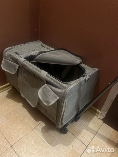 Переноска для собак на колесах