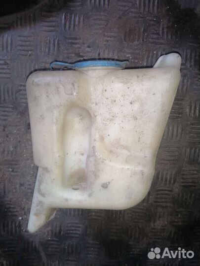 Бачок стеклоомывателя skoda felicia