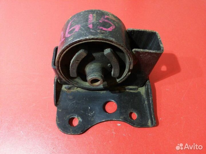 Подушка двигателя левая Nissan Wingroad WFY11