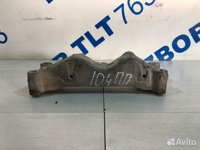 Кронштейн опоры двигателя правый peugeot 308 ep6 1