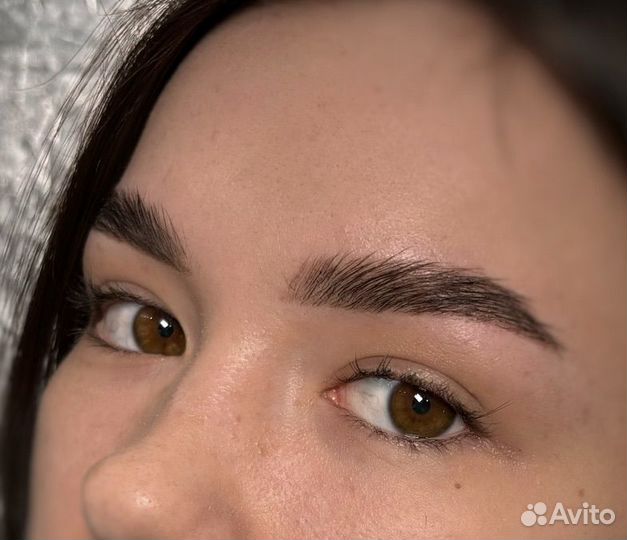 Мастер бровист