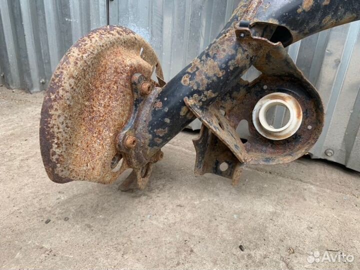 Балка задняя Peugeot 308 хэтчбек 1.6 EP6 PSA 5FW