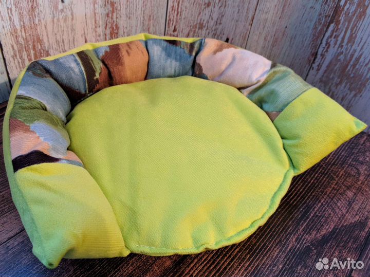 Лежанка для мелких домашних животных