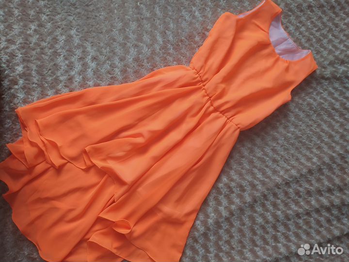 Платье на девочку