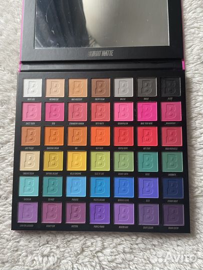 Beauty Bay 42 Bright Matte