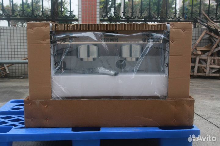 Профессиональная кофемашина 2 группы