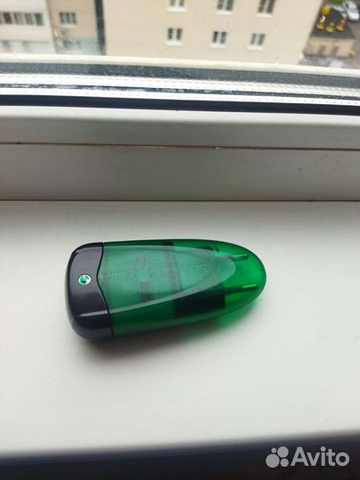 Зарядное устройство Sony Ericsson