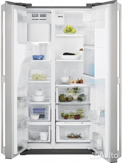 Холодильник Electrolux EAL 6142 BOX Новый