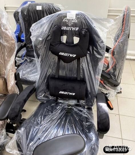 Компьютерное игровое кресло новое