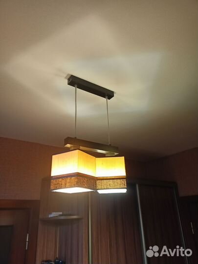 Люстра в прихожую