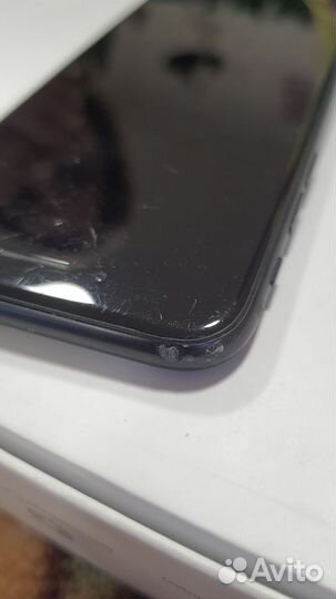 iPhone SE (2020), 64 ГБ