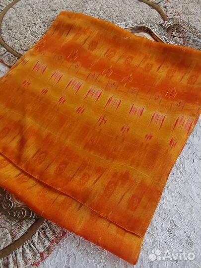 Красивый винтажный шарф