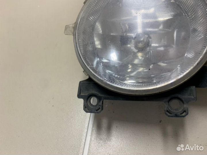 Фара противотуманная левая Toyota Land Cruiser 200
