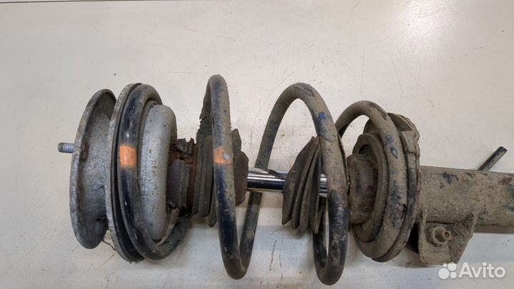 Амортизатор подвески правый передний BMW 3 E46