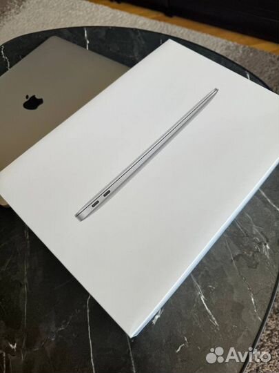 Apple MacBook Air