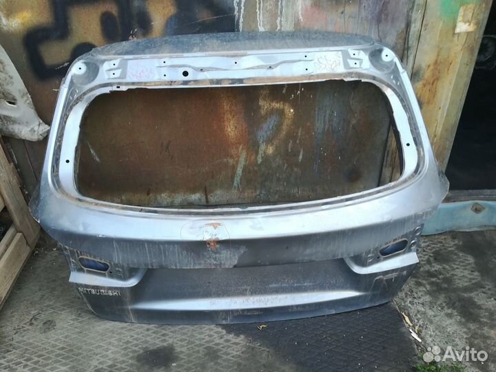 Крышка багажника Митсубиси асх