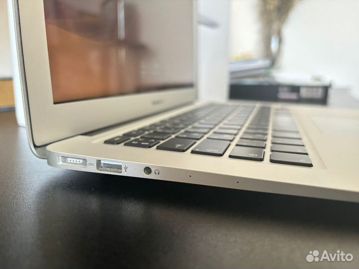 Apple MacBook Air 13