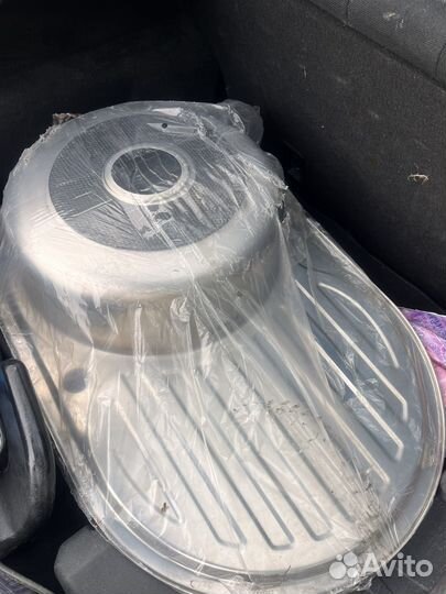 Раковина металлическая кухонная новая