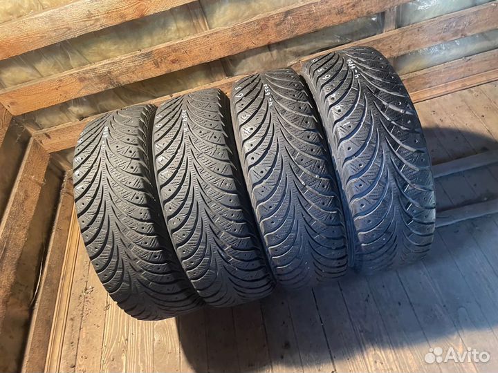 Goodyear UltraGrip Extreme 195/65 R15