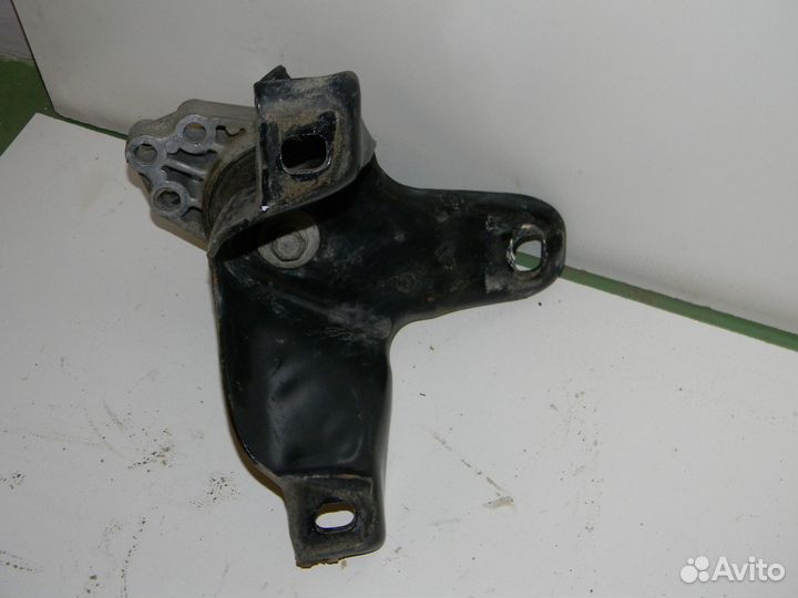 Подушка правая двигателя ford focus 1.6
