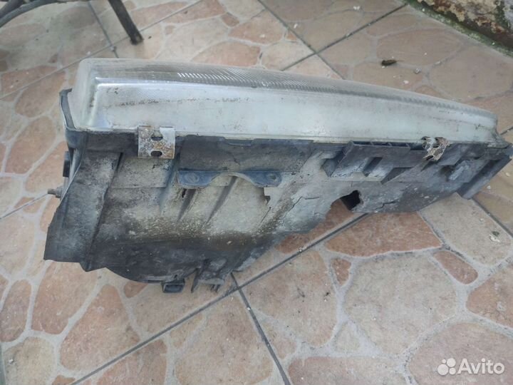 Фара ford Sierra