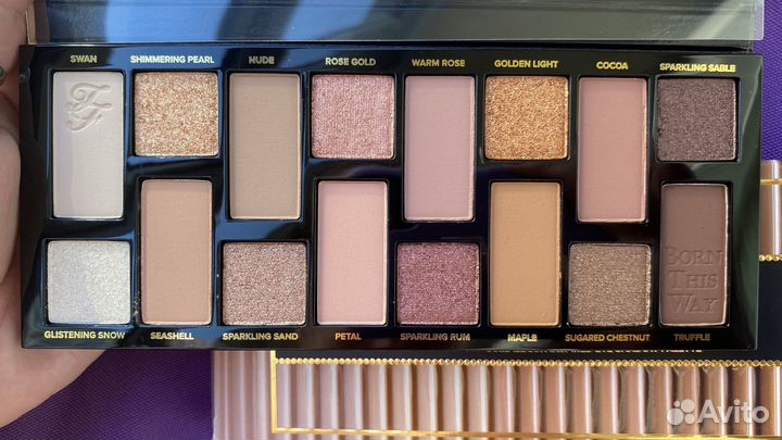 Палетка теней too faced born this way