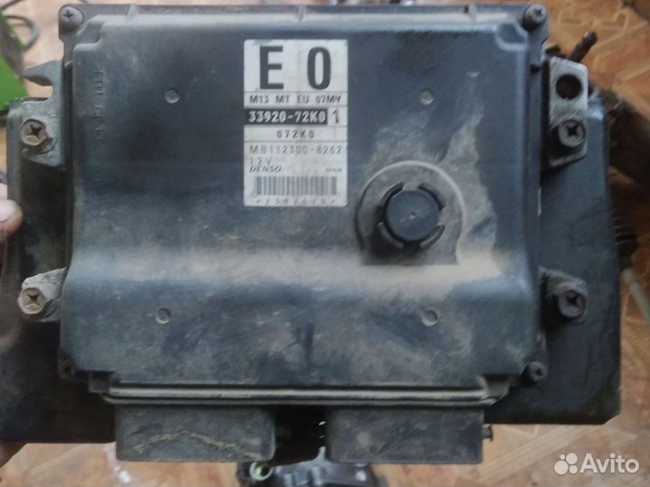 Блок управления двигателем Suzuki Swift