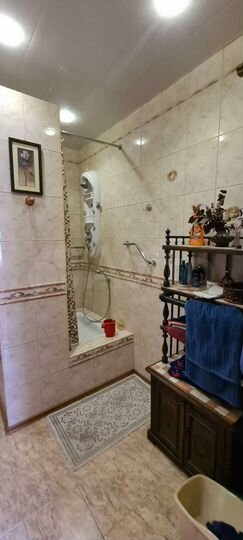 Коттедж 235 м² на участке 4 сот.