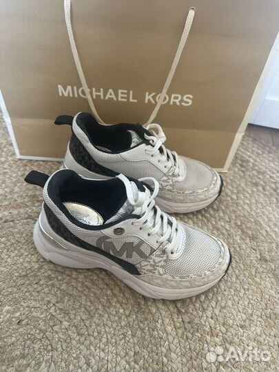 Michael kors кроссовки оригинал