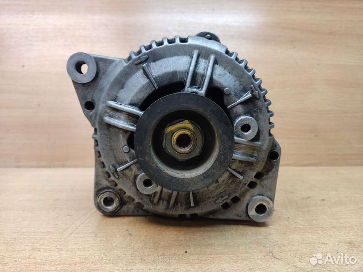 Генератор, Volvo 960