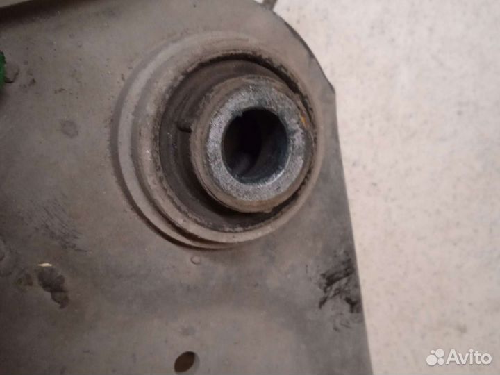 Рычаг передний левый renault fluence megane 3