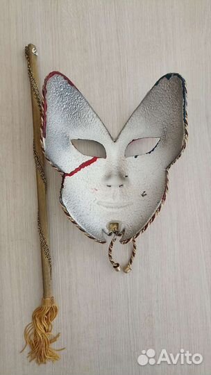 Венецианская карнавальная маска