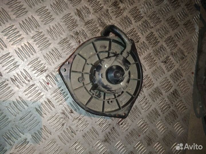 Моторчик печки Mitsubishi Outlander/Lancer 9