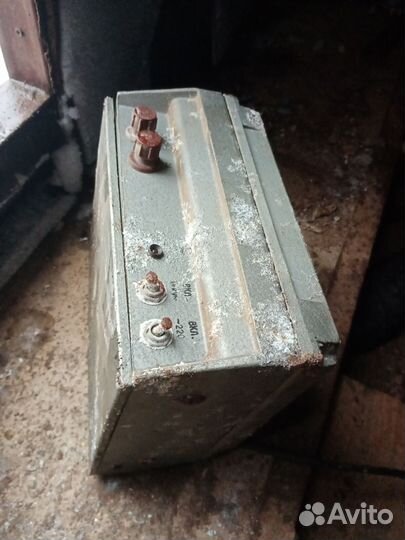 Электронный прибор