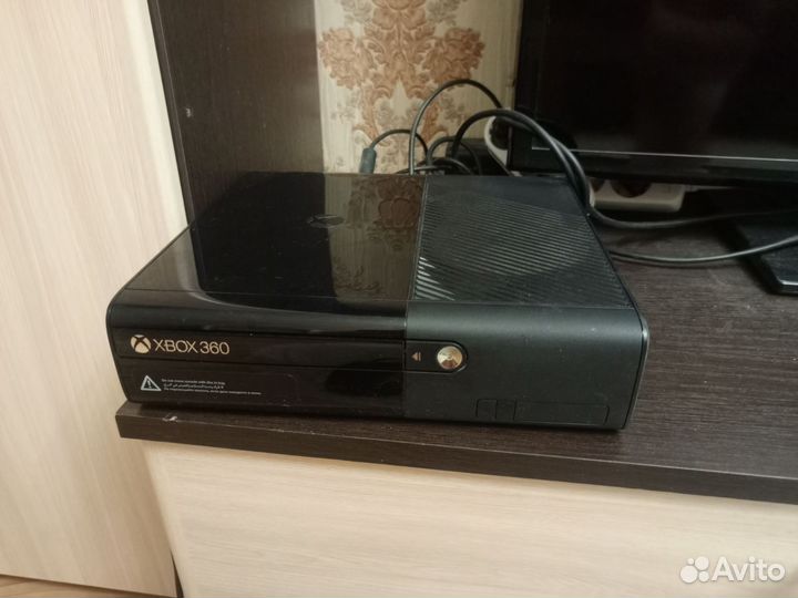 Xbox 360 E