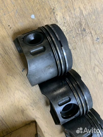 Поршни 3,2 CDI W220 OM 613