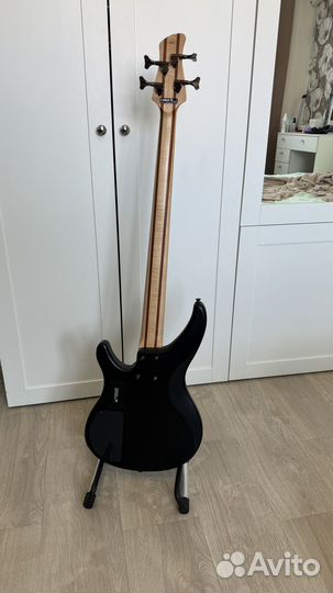 Бас гитара Yamaha trbx 504