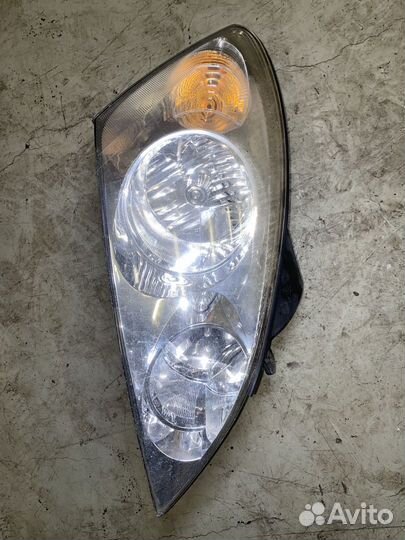 Фара правая 921021H000 Kia Ceed ED