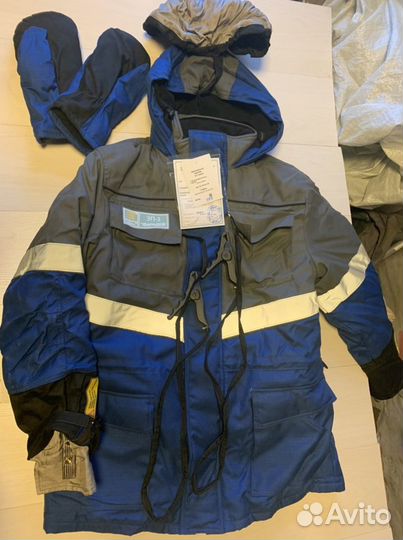 Костюмы рабочие экранирующие новые