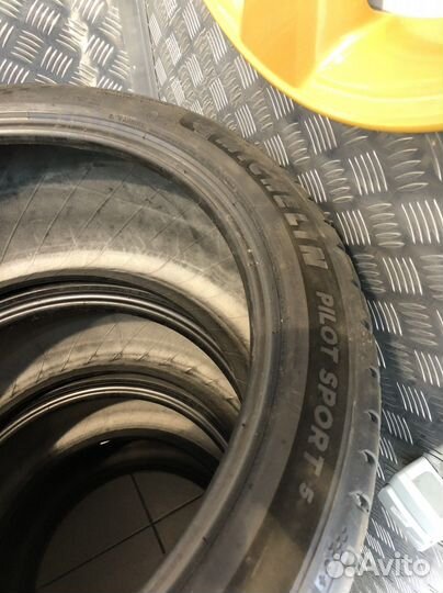 Michelin Pilot Sport 5 245/40 R19 и 275/35 R19 100Y