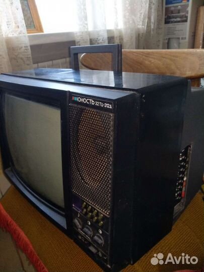 Переносной телевизор Юность 32тц-312д
