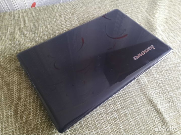 Lenovo IdeaPad Z560, Core i3/4Gb/SSD 512Gb