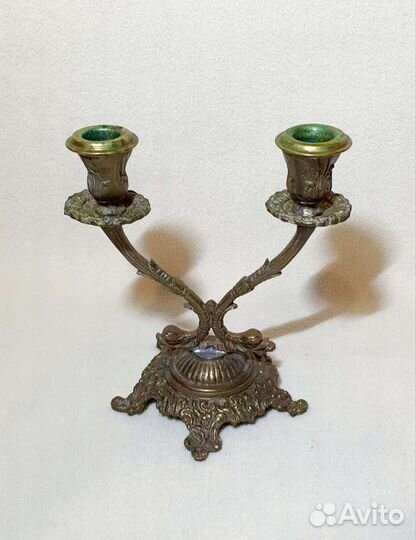 Подсвечник бронзовый