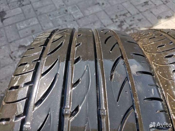 Pirelli P Zero Nero GT 225/40 R18 92Y