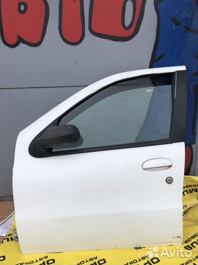 Передняя левая дверь Fiat Albea